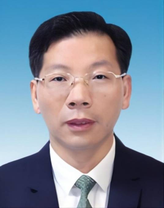 刘军（江苏省委统战部副部长、省工商联党组书记、常务副主席、省总商会副会长）