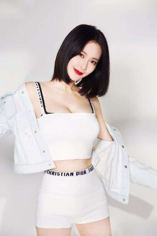 胡然（中国内地女演员）