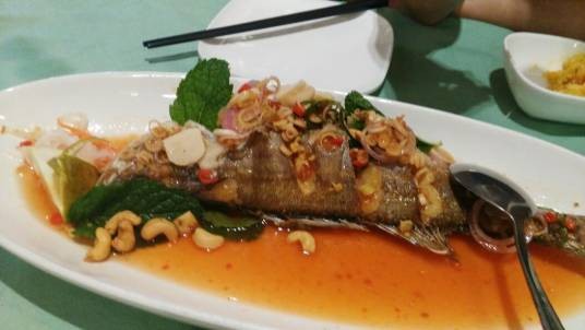 酸辣鲈鱼