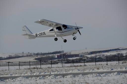 L162飞机