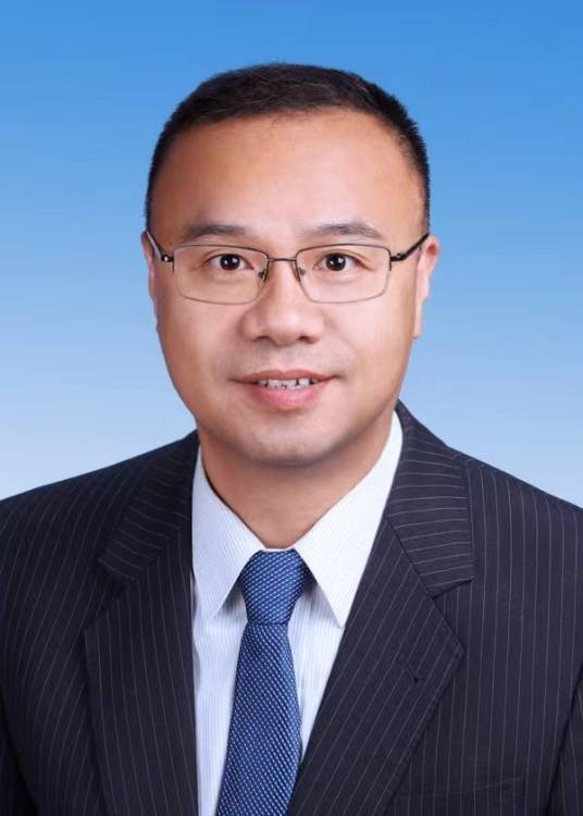 邹克华