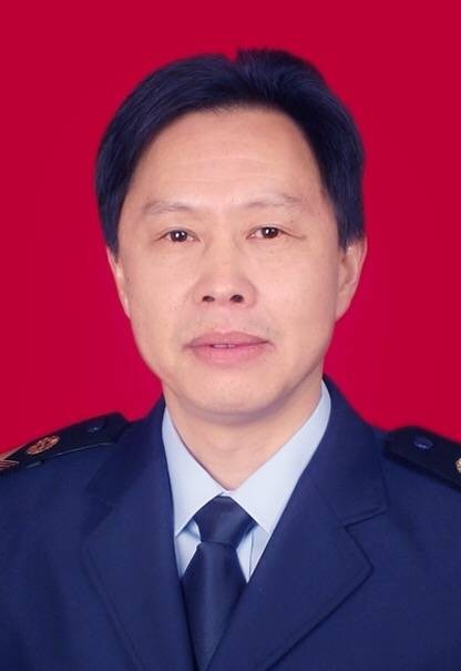 张辉（湖南省卫生计生综合监督局原局长）