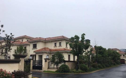 中浩青溪庄园