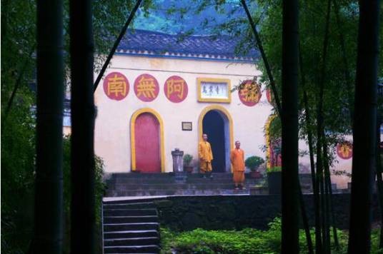 乌霞寺