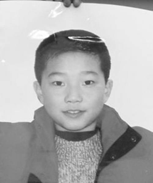母诗灏