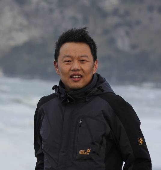 何卫平（西北工业大学教授）