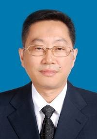 易大斌