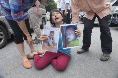 男童午睡死事件