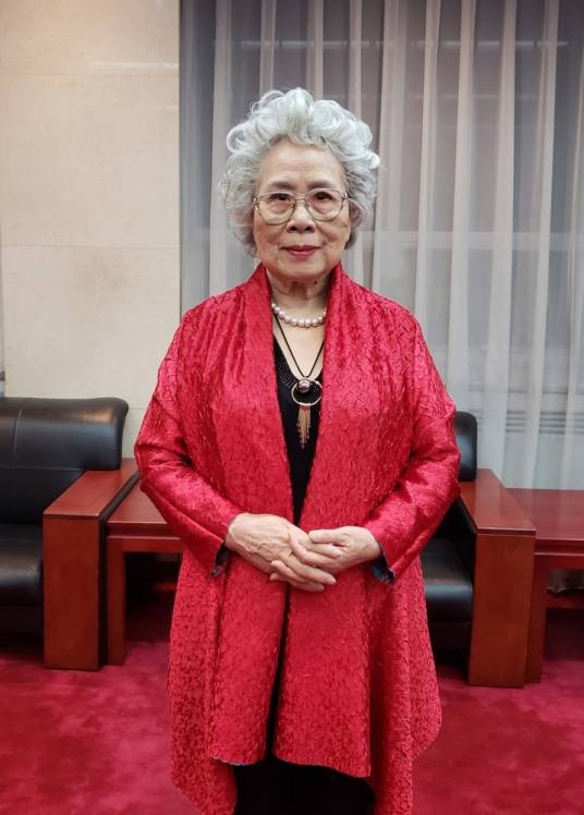 郭淑珍（中国内地女高音歌唱家、声乐教育家）