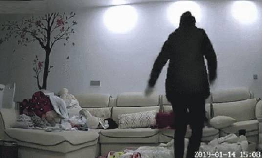 长沙保姆虐婴事件