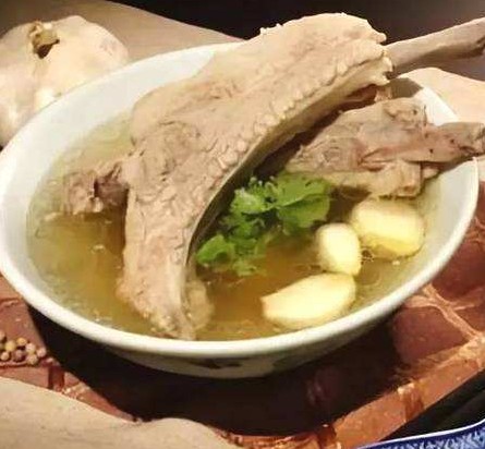 新加坡肉骨茶
