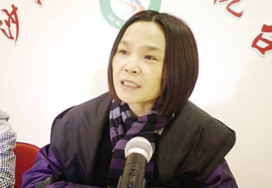 郑春华（儿童作家）
