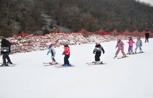 静之湖滑雪场