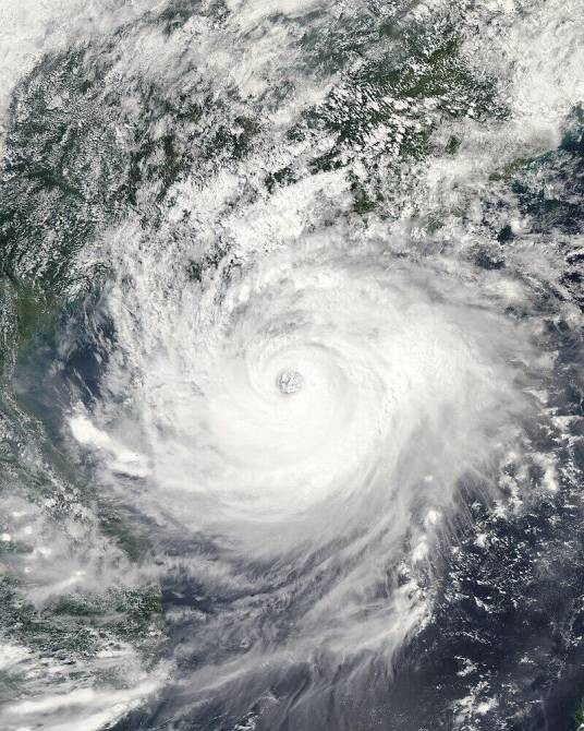 台风达维（2005年第18号强台风）