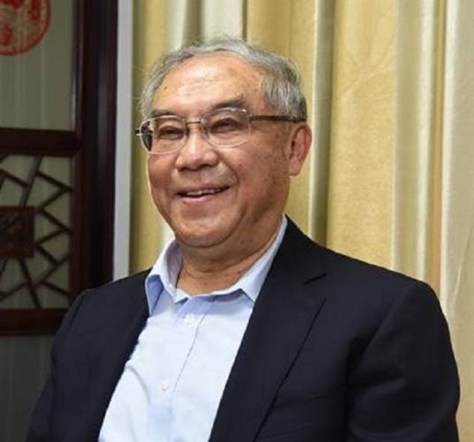 鲁培新
