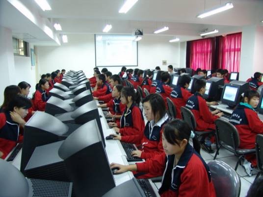 计算机中等专业学校