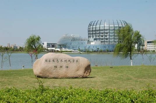 东华大学图书馆