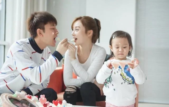 李小璐和贾乃亮有复合的可能吗?