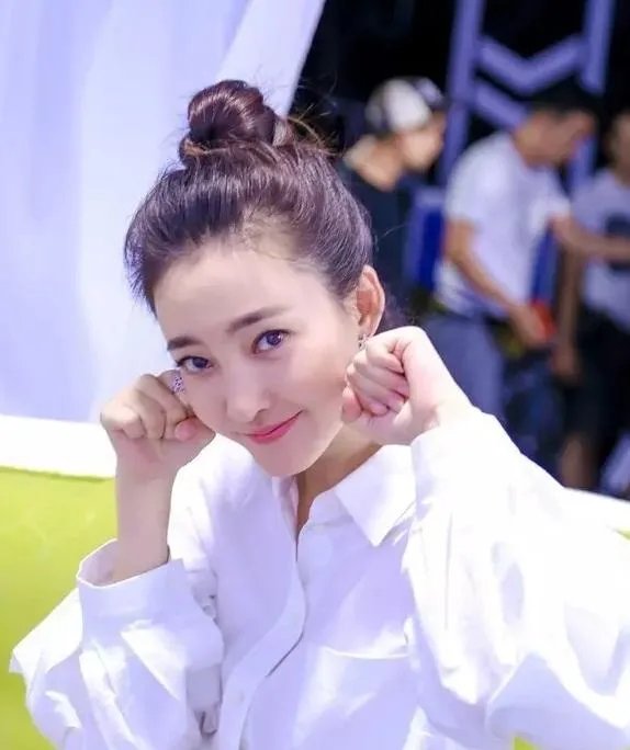 素颜女神王丽坤为什么能迷倒林更新?