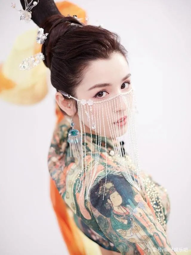 哈妮克孜插足陈赫婚姻居然还被到送医院,你如何看?