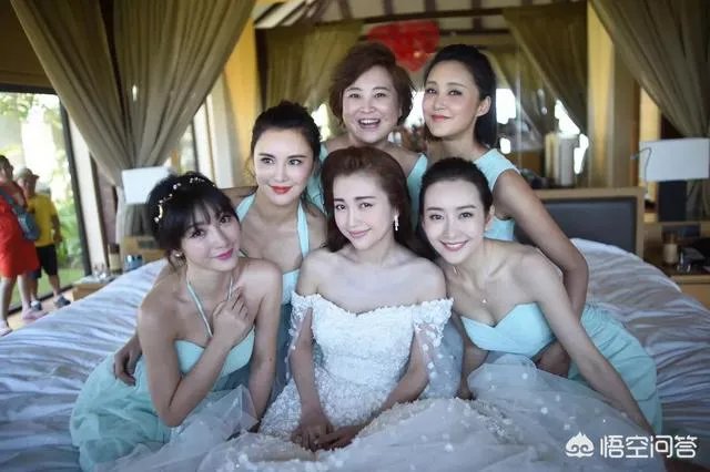 贾玲当年为什么会改行?她究竟是个怎样的人?