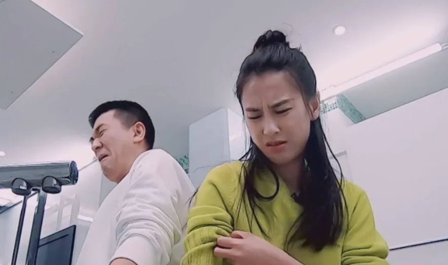 杨子大女儿近照曝光,19岁赶超黄圣依,你怎么看?