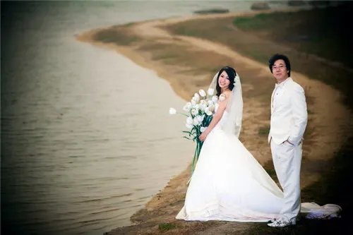 婚纱照拍得不满意怎么办 婚纱照拍得不满意解决方法