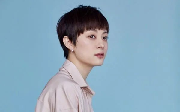 在娱乐圈中，有钱却依然节俭低调的明星都有哪些？