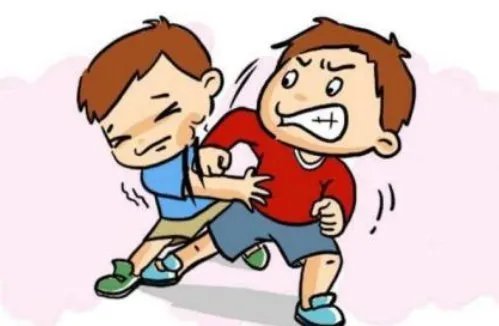 两名小学生打闹引发爸爸约架，现场究竟发生了什么？