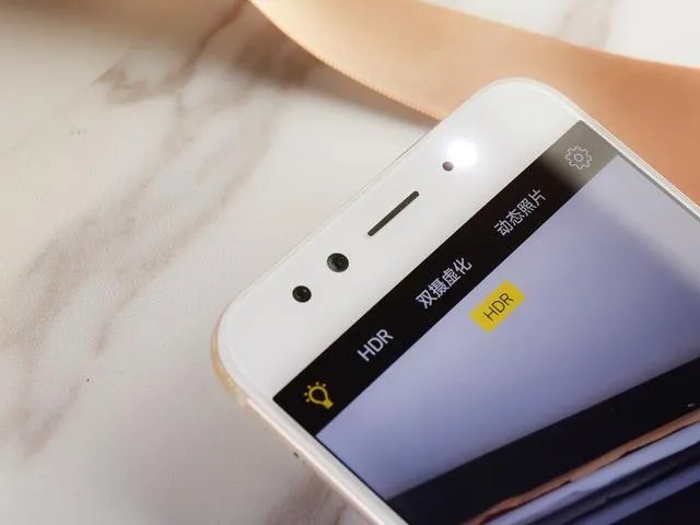 oppo拍照手机和vivo X9哪个好?