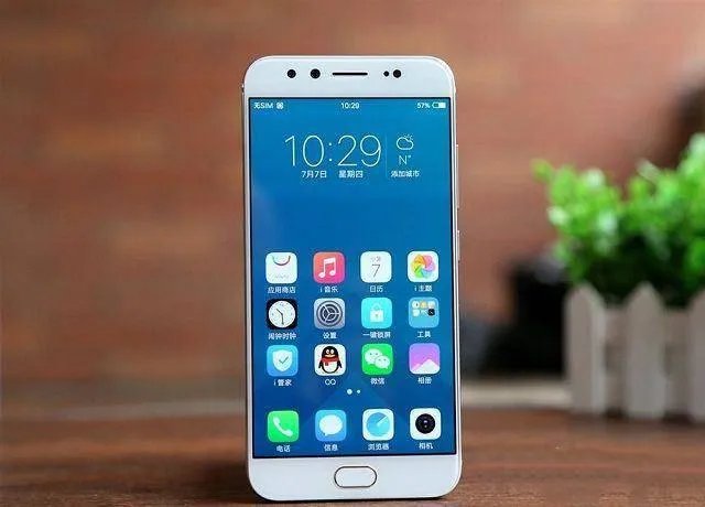 oppo拍照手机和vivo X9哪个好?