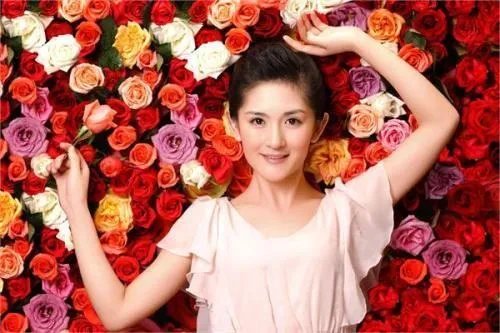 谢娜的主持水平和李湘的差距有多大?