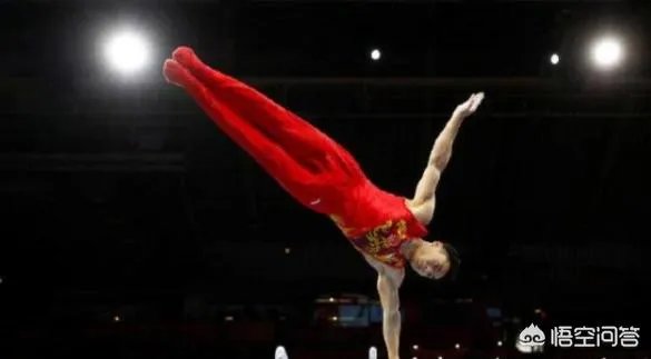 中国女团失误,中国男团失误,谁来说说中国体操这是咋回事?