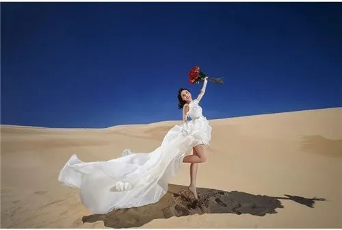 沙漠婚纱照图片大全 沙漠婚纱照拍摄技巧