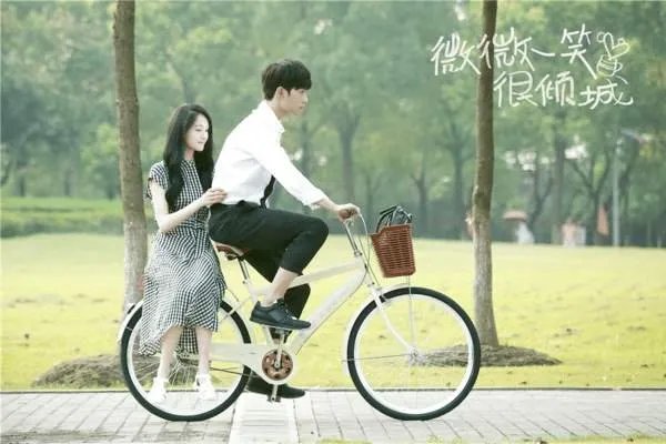 为什么微微一笑很倾城电影比电视剧评分更低？