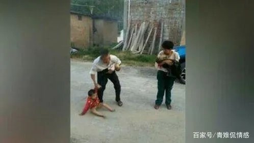 二胎双胞胎婴儿,被4岁孩子扔进水沟淹死,这事你怎么看?