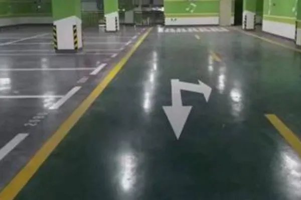 地坪漆施工包工价格多少钱一个平方?
