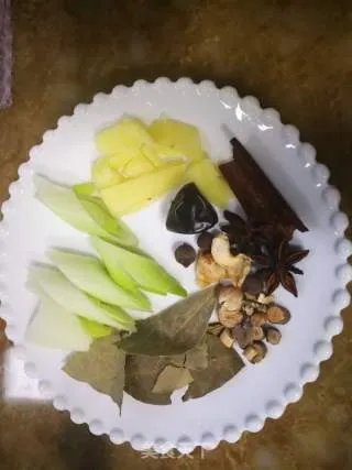 酱骨头
