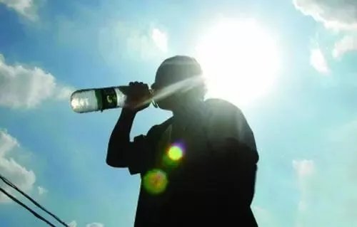 东京本月超100人因中暑死亡,具体是什么情况?