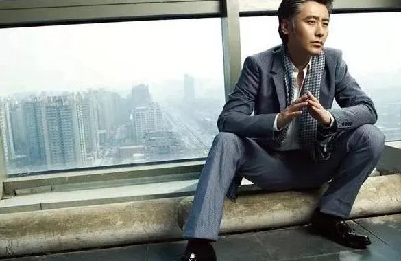 吴秀波原配到底是谁?