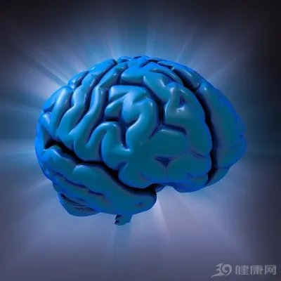 中风自测:几个典型症状都没有,祝贺,中风离你还挺远
