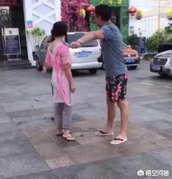 刘希媛三亚因违规停车与保安发生口角,一骂成名,对此你怎么看?