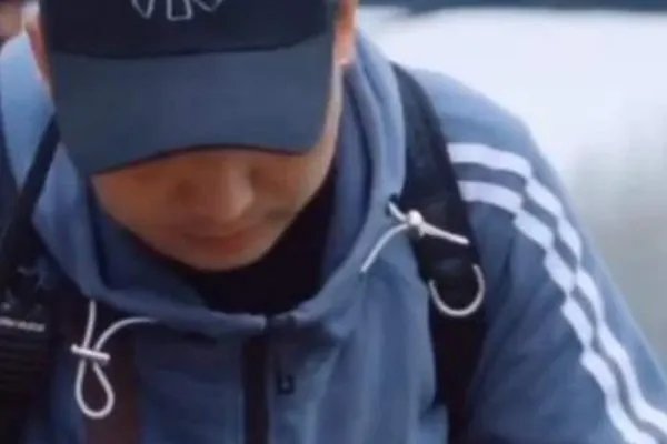 王永飞曾离开王宝强生活落魄,是如何走到导演这条路上的?