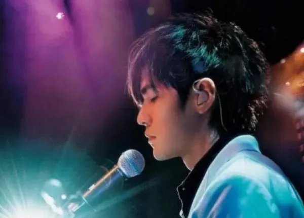 周杰伦蔡依林双J再次同台,他们都合作过哪些歌曲?