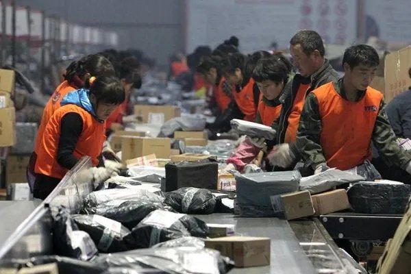 申通、圆通、天天、韵达、中通老板都是一家人，为何要成立五个快递公司？