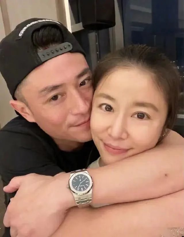 霍建华为林心如庆生,晒甜蜜合照:你的努力配得上现有的幸福,你怎么看?