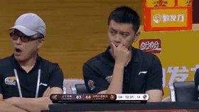 李晓旭受伤后,赵继伟怒砸地板,杨鸣眉头紧锁,为何总经理李洪庆却累到打哈欠?