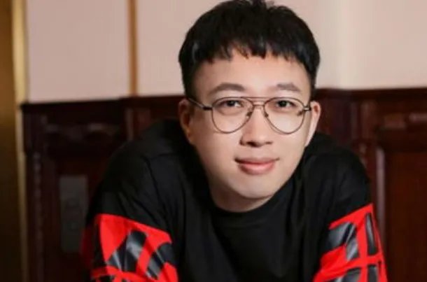 于正是怎么发现TFBOYS造型抄袭他的,有什么证据吗?