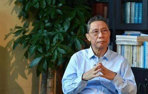 钟南山福奇称人类不应忘记新冠惨痛教训,我们从这个事件得到了什么经验?