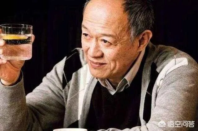 欧阳娜娜与Susan苏同框,网红和明星的差别大吗?